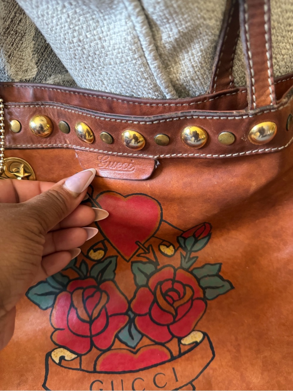 Gucci Hysteria Heart Tattoo  Leather Studded Tote - Picture 3 of 11